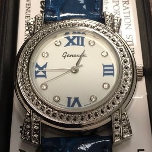 NWT,NIB,GENEVEX, BLUE LEATHER BAND WATCH.SEE PICS,Roman Numerals,Crysta…